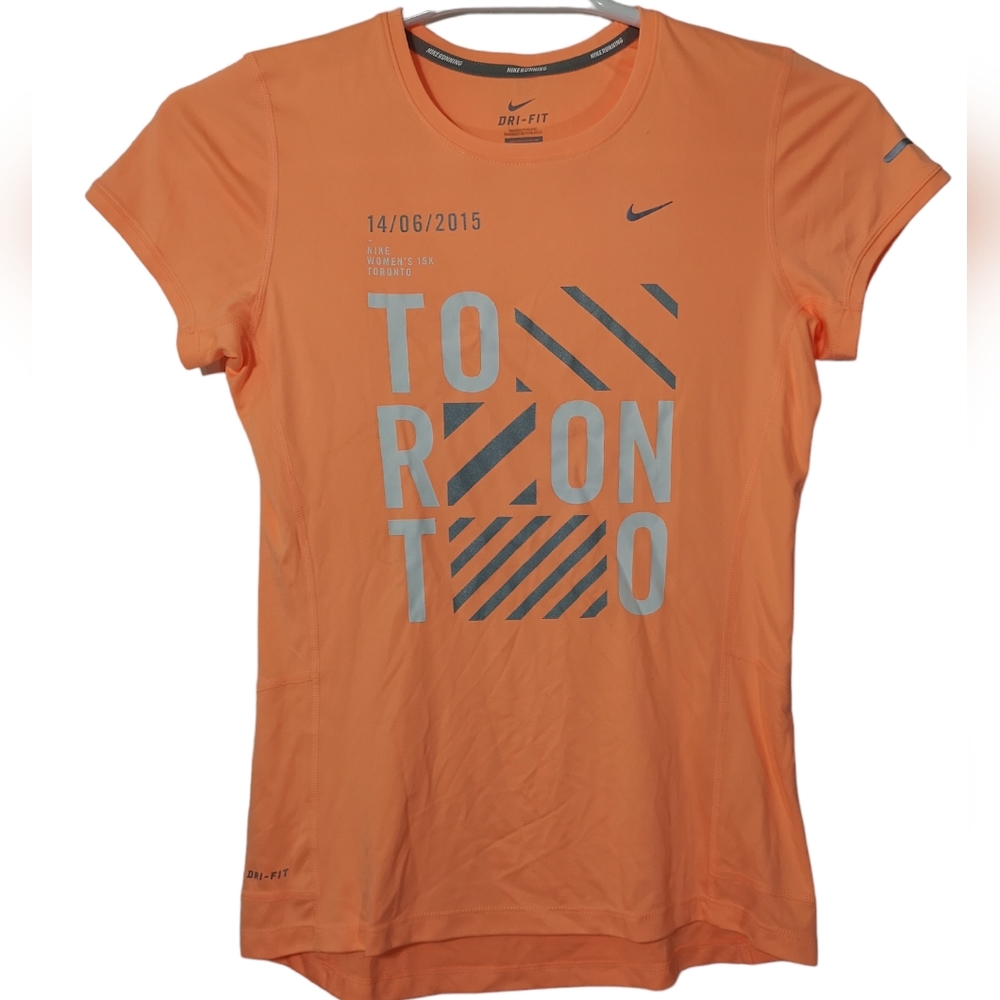 Nike Miller Running Women's 15K Toronto  Athletic T-Shirt Peach Size Small